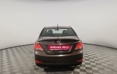 Hyundai Solaris II рестайлинг, 2016 год, 1 240 000 рублей, 6 фотография