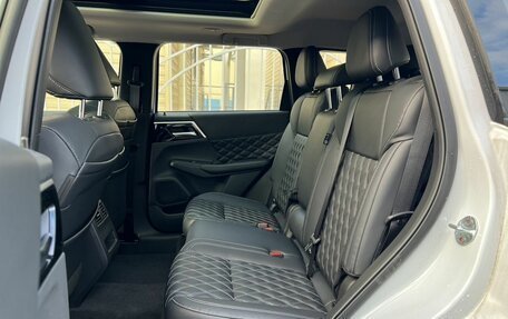 Mitsubishi Outlander, 2023 год, 3 750 000 рублей, 29 фотография