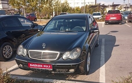Mercedes-Benz C-Класс, 2002 год, 655 000 рублей, 1 фотография