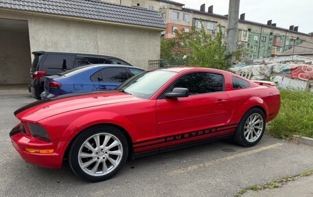 Ford Mustang VI рестайлинг, 2006 год, 750 000 рублей, 1 фотография