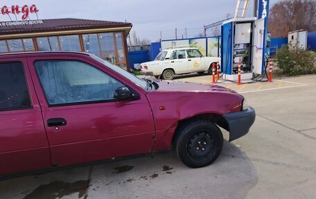Daewoo Nexia I рестайлинг, 2004 год, 90 000 рублей, 2 фотография