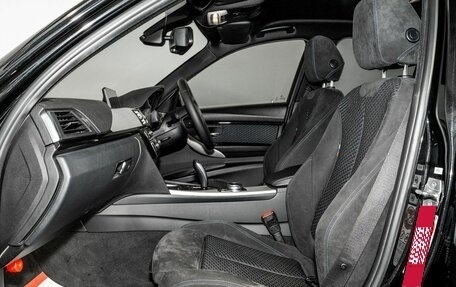 BMW 3 серия, 2016 год, 1 850 000 рублей, 6 фотография