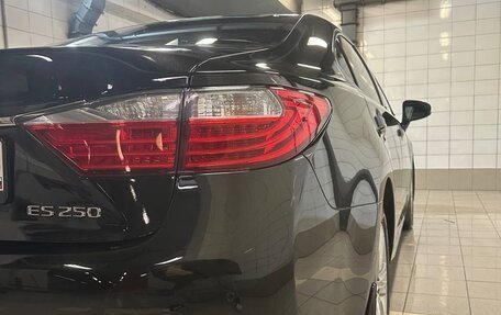 Lexus ES VII, 2015 год, 1 890 000 рублей, 27 фотография