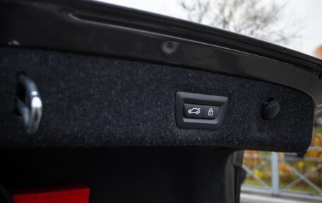 BMW 5 серия, 2019 год, 3 550 000 рублей, 13 фотография