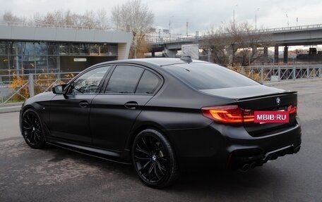 BMW 5 серия, 2019 год, 3 550 000 рублей, 19 фотография