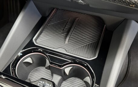 BMW 5 серия, 2025 год, 14 722 000 рублей, 19 фотография