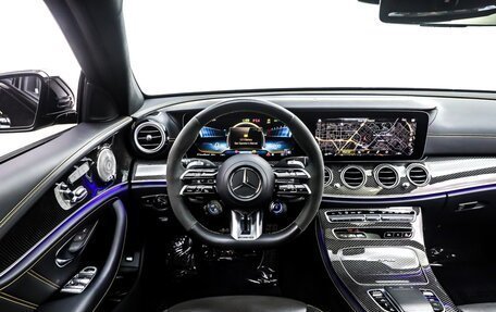 Mercedes-Benz E-Класс AMG, 2023 год, 11 650 000 рублей, 4 фотография