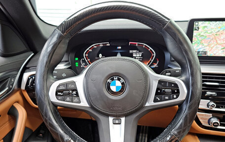 BMW 5 серия, 2022 год, 3 870 000 рублей, 14 фотография