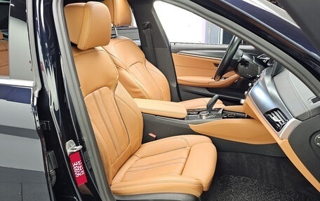 BMW 5 серия, 2022 год, 3 870 000 рублей, 12 фотография