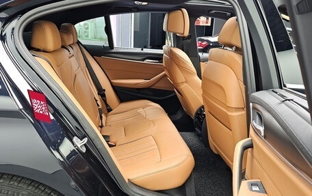 BMW 5 серия, 2022 год, 3 870 000 рублей, 13 фотография