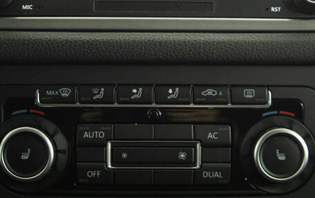 Volkswagen Tiguan I, 2010 год, 1 069 000 рублей, 18 фотография