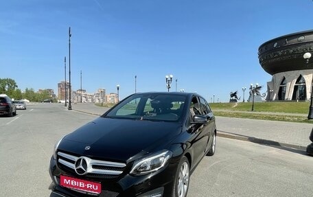 Mercedes-Benz B-Класс, 2017 год, 1 980 000 рублей, 1 фотография