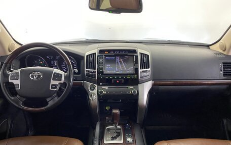 Toyota Land Cruiser 200, 2014 год, 4 568 000 рублей, 9 фотография