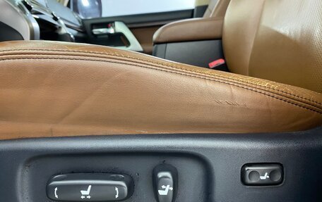 Toyota Land Cruiser 200, 2014 год, 4 568 000 рублей, 15 фотография