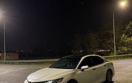 Toyota Camry, 2019 год, 2 980 000 рублей, 1 фотография