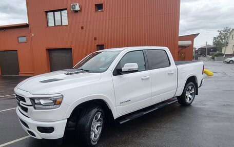 Dodge RAM IV, 2019 год, 6 000 000 рублей, 2 фотография