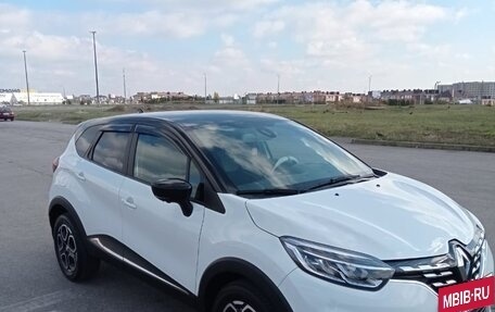 Renault Kaptur I рестайлинг, 2022 год, 2 000 000 рублей, 23 фотография