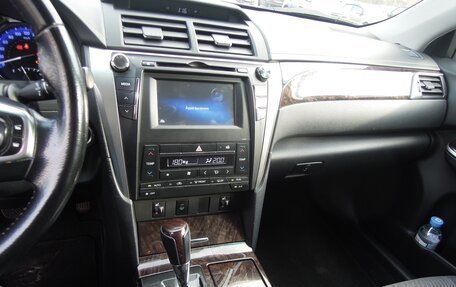 Toyota Camry, 2015 год, 1 800 000 рублей, 8 фотография