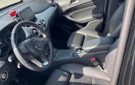 Mercedes-Benz B-Класс, 2017 год, 1 980 000 рублей, 6 фотография