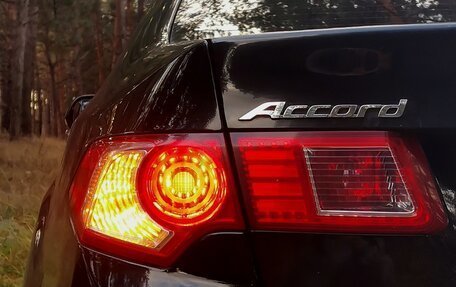 Honda Accord VIII рестайлинг, 2010 год, 880 000 рублей, 10 фотография