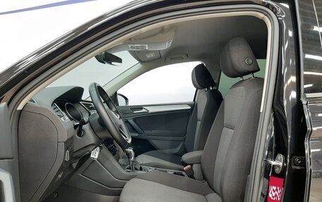 Volkswagen Tiguan II, 2021 год, 3 640 000 рублей, 10 фотография