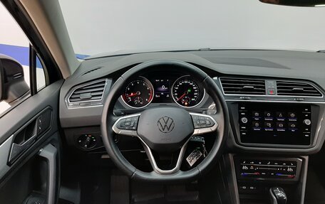 Volkswagen Tiguan II, 2021 год, 3 640 000 рублей, 14 фотография