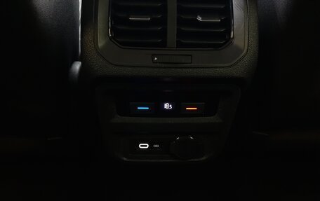 Volkswagen Tiguan II, 2021 год, 3 640 000 рублей, 16 фотография