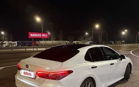 Toyota Camry, 2019 год, 2 980 000 рублей, 3 фотография