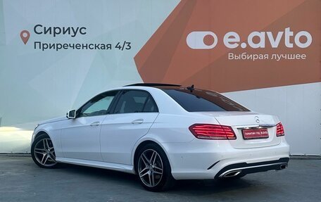 Mercedes-Benz E-Класс, 2013 год, 2 550 000 рублей, 4 фотография