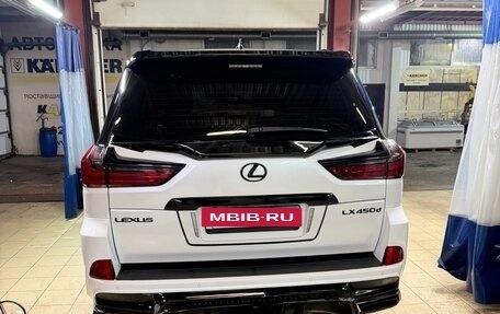 Lexus LX III, 2018 год, 6 000 000 рублей, 3 фотография