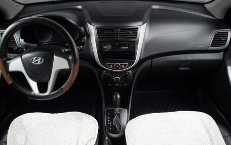 Hyundai Solaris II рестайлинг, 2011 год, 699 000 рублей, 7 фотография