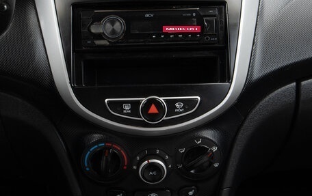 Hyundai Solaris II рестайлинг, 2011 год, 699 000 рублей, 11 фотография