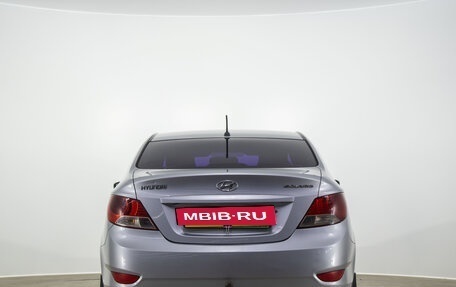 Hyundai Solaris II рестайлинг, 2011 год, 699 000 рублей, 5 фотография