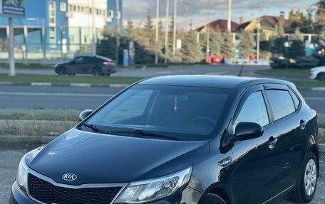 KIA Rio III рестайлинг, 2015 год, 1 050 000 рублей, 2 фотография