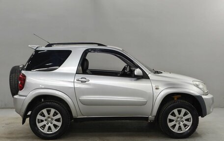 Toyota RAV4, 2003 год, 940 000 рублей, 4 фотография