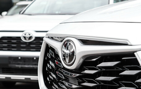 Toyota Highlander, 2024 год, 6 950 000 рублей, 24 фотография