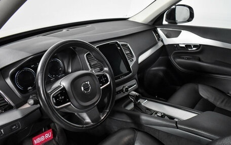 Volvo XC90 II рестайлинг, 2019 год, 3 300 000 рублей, 10 фотография