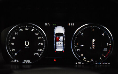 Volvo XC90 II рестайлинг, 2019 год, 3 300 000 рублей, 21 фотография