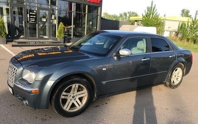 Chrysler 300C II, 2004 год, 600 000 рублей, 1 фотография