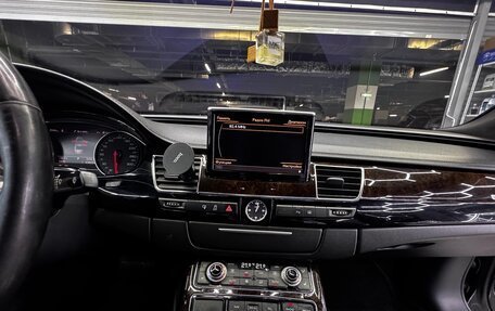 Audi A8, 2011 год, 1 800 000 рублей, 14 фотография