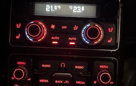 Audi A8, 2011 год, 1 800 000 рублей, 28 фотография