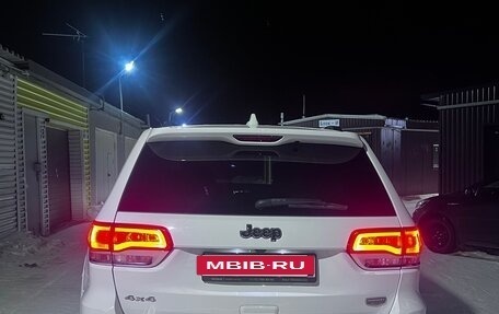 Jeep Grand Cherokee, 2018 год, 4 200 000 рублей, 5 фотография
