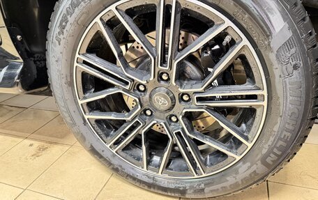 Toyota Land Cruiser 200, 2021 год, 9 000 000 рублей, 5 фотография