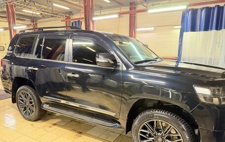 Toyota Land Cruiser 200, 2021 год, 9 000 000 рублей, 4 фотография