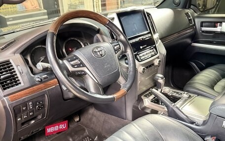 Toyota Land Cruiser 200, 2021 год, 9 000 000 рублей, 11 фотография