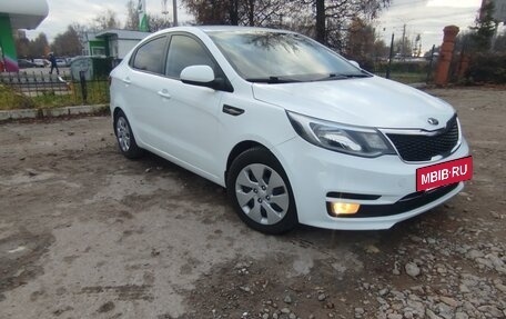 KIA Rio III рестайлинг, 2015 год, 799 999 рублей, 3 фотография