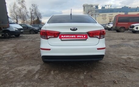 KIA Rio III рестайлинг, 2015 год, 799 999 рублей, 5 фотография