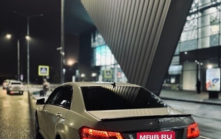 Mercedes-Benz E-Класс, 2009 год, 1 150 000 рублей, 3 фотография