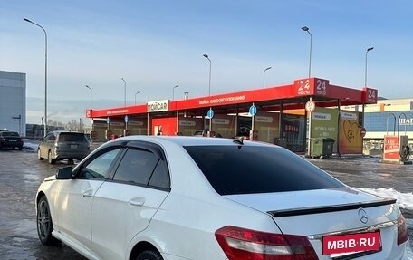 Mercedes-Benz E-Класс, 2009 год, 1 150 000 рублей, 13 фотография