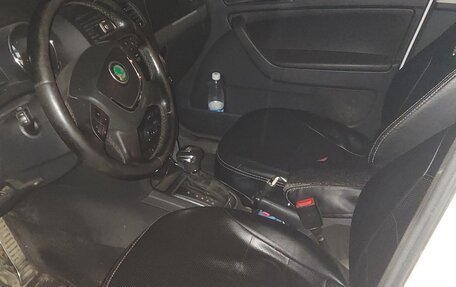 Skoda Yeti I рестайлинг, 2012 год, 750 000 рублей, 2 фотография